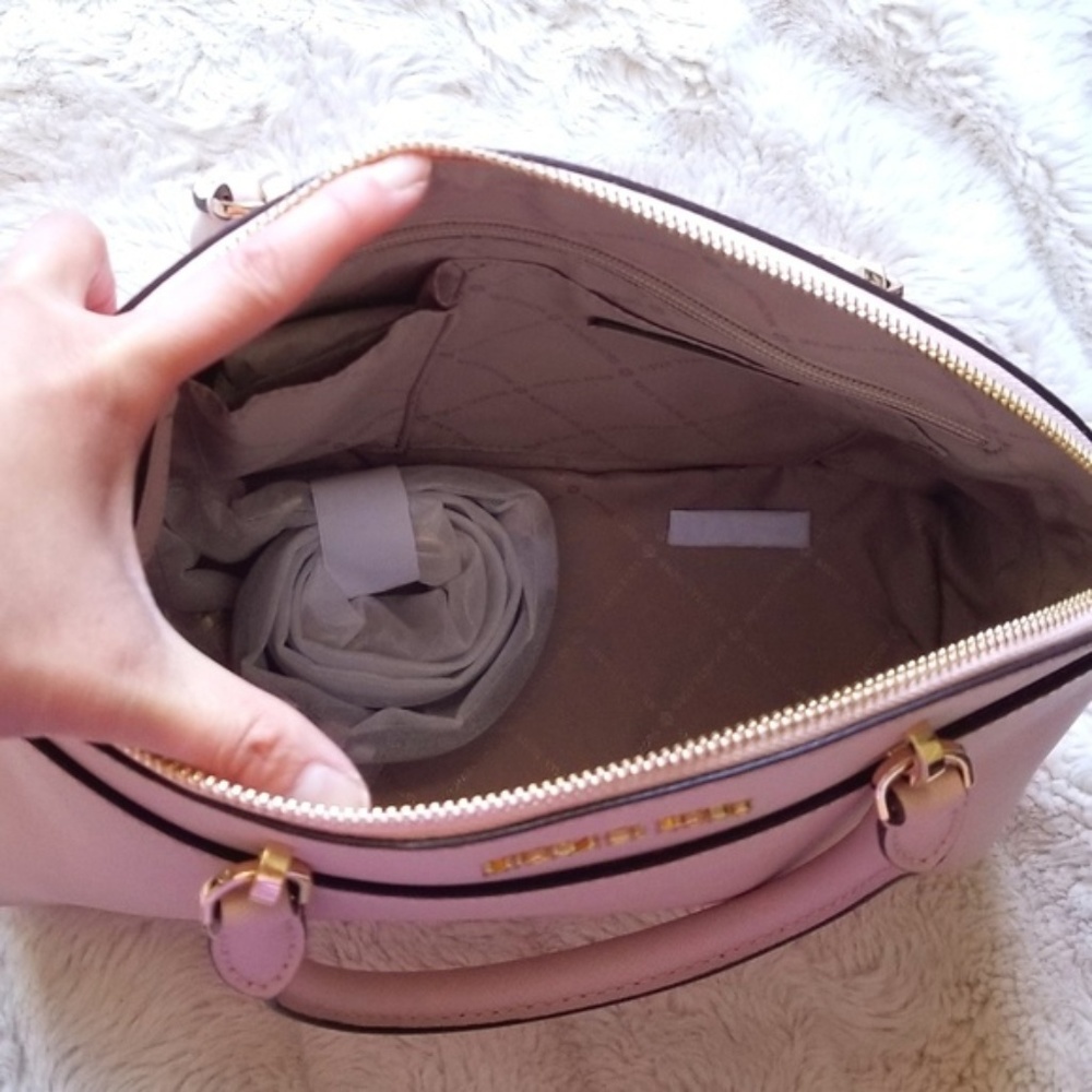 🔥LAST SET🔥NWT AUTHENTIC MK BAG & WALLET SET - Picture 4 of 8